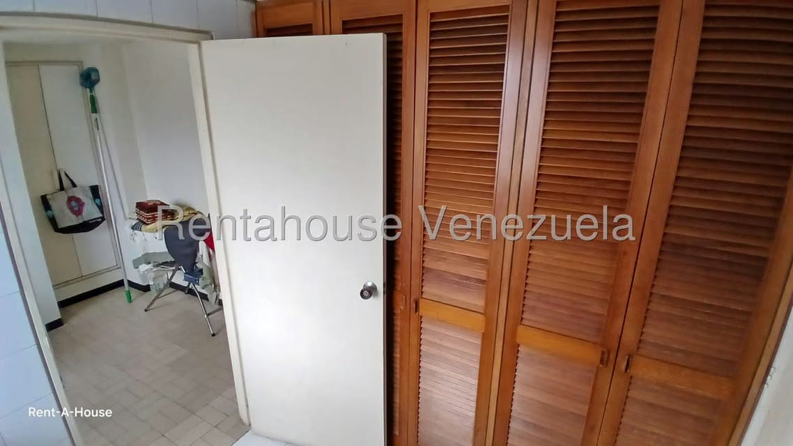 Apartamento (1 Nivel) en Venta en La Florida, Distrito Metropolitano - 23