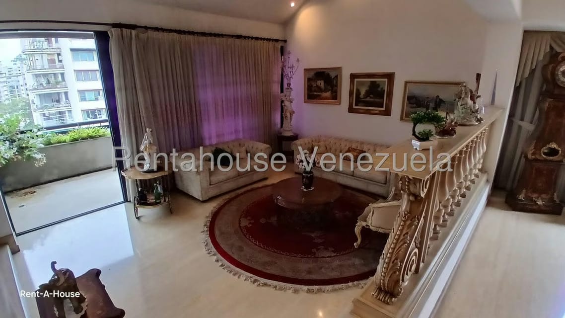 Apartamento (1 Nivel) en Venta en La Florida, Distrito Metropolitano - 35