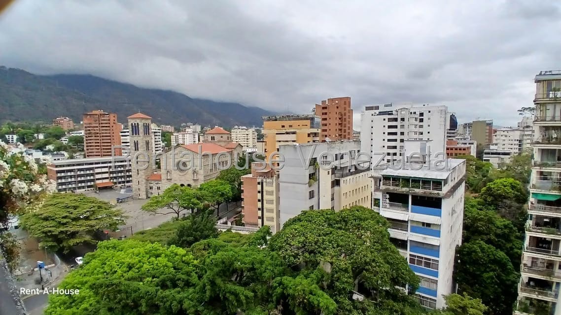Apartamento (1 Nivel) en Venta en La Florida, Distrito Metropolitano - 47