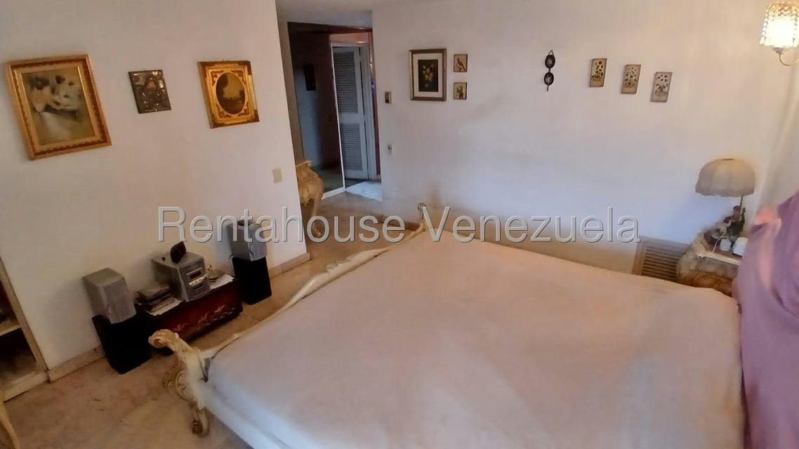 Apartamento (1 Nivel) en Venta en La Florida, Distrito Metropolitano - 74