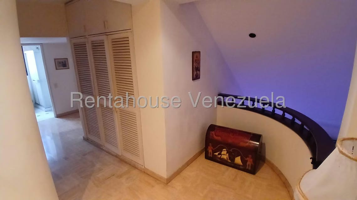 Apartamento (1 Nivel) en Venta en La Florida, Distrito Metropolitano - 76