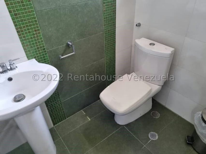 Comercial (Local Comercial) en Venta en Los Colorados, Carabobo - 27