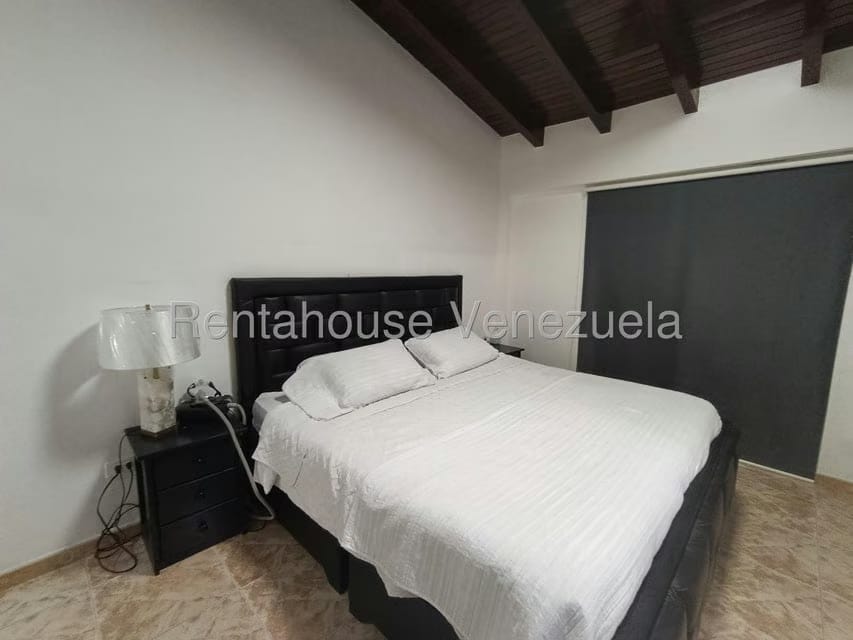 Casa (Multipes Niveles) en Venta en El Amarillo, Miranda - 35