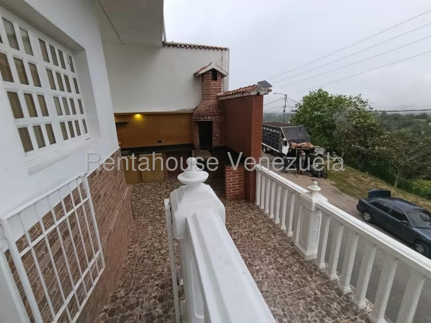 Casa (Multipes Niveles) en Venta en El Amarillo, Miranda - 43