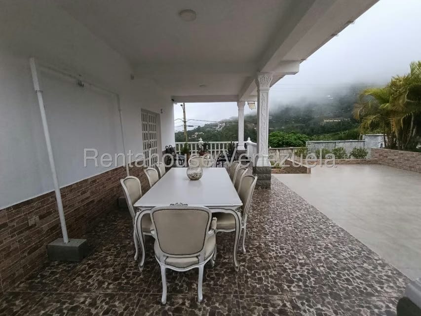 Casa (Multipes Niveles) en Venta en El Amarillo, Miranda - 48