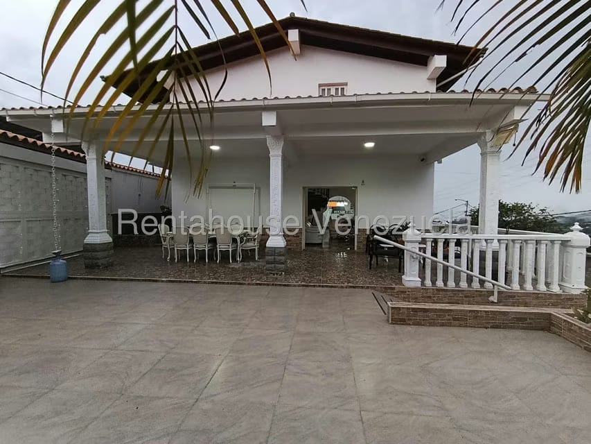 Casa (Multipes Niveles) en Venta en El Amarillo, Miranda - 53