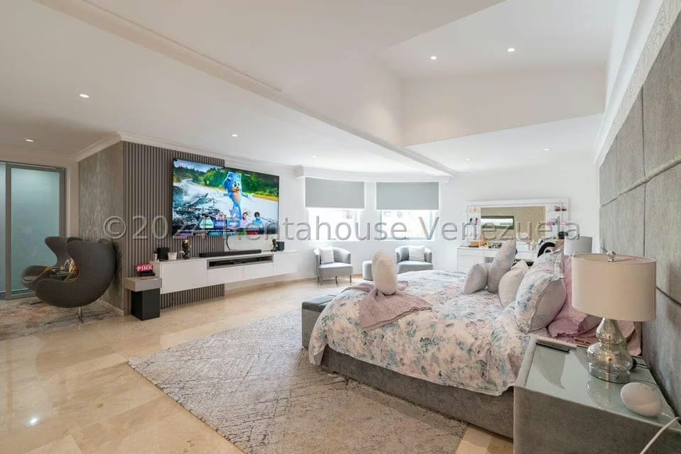 Casa (Duplex) en Venta en La Lagunita Country Club, Distrito Metropolitano - 28
