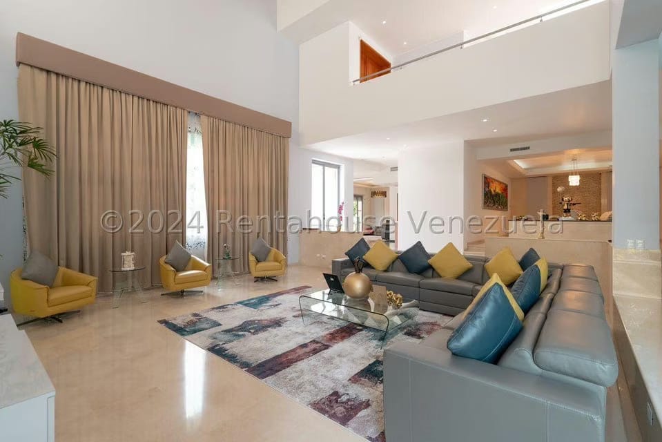 Casa (Duplex) en Venta en La Lagunita Country Club, Distrito Metropolitano - 4