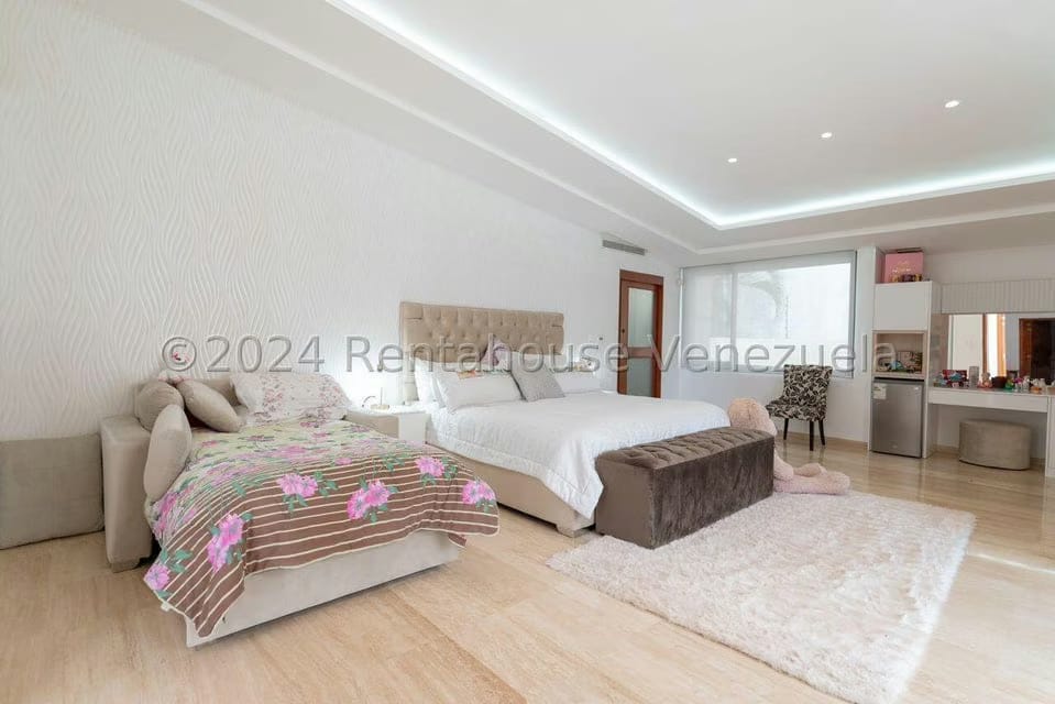 Casa (Duplex) en Venta en La Lagunita Country Club, Distrito Metropolitano - 35
