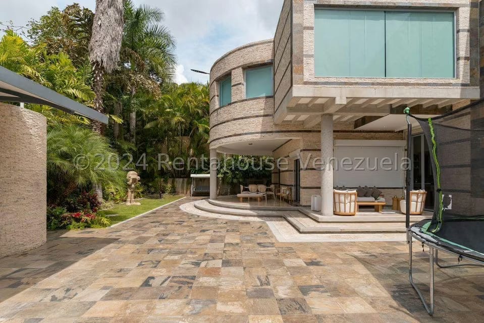 Casa (Duplex) en Venta en La Lagunita Country Club, Distrito Metropolitano - 61