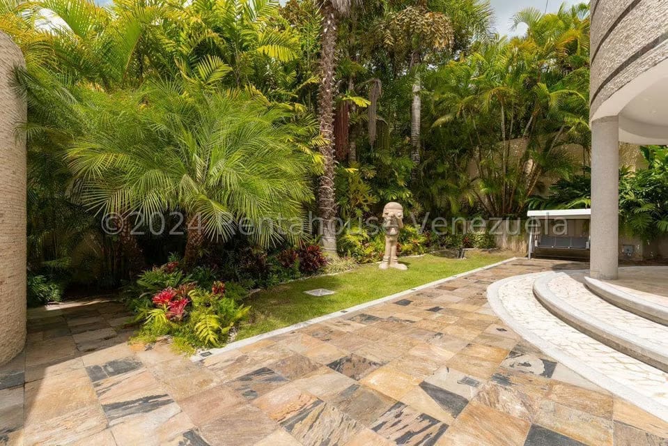 Casa (Duplex) en Venta en La Lagunita Country Club, Distrito Metropolitano - 66