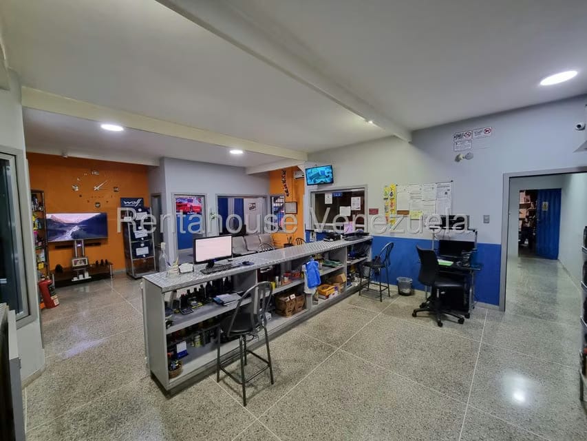 Comercial (Local Comercial) en Venta en Buenos Aires, Merida - 13