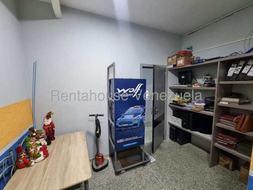 Comercial (Local Comercial) en Venta en Buenos Aires, Merida - 23