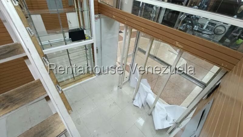 Comercial (Local Comercial) en Venta en San Bernardino, Distrito Metropolitano - 13