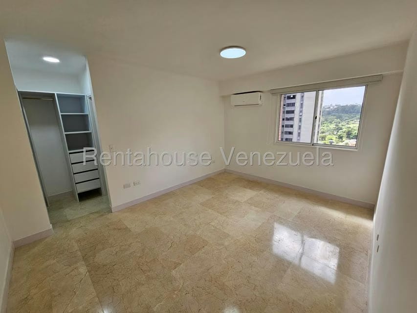 Apartamento (1 Nivel) en Venta en La Boyera, Distrito Metropolitano - 12