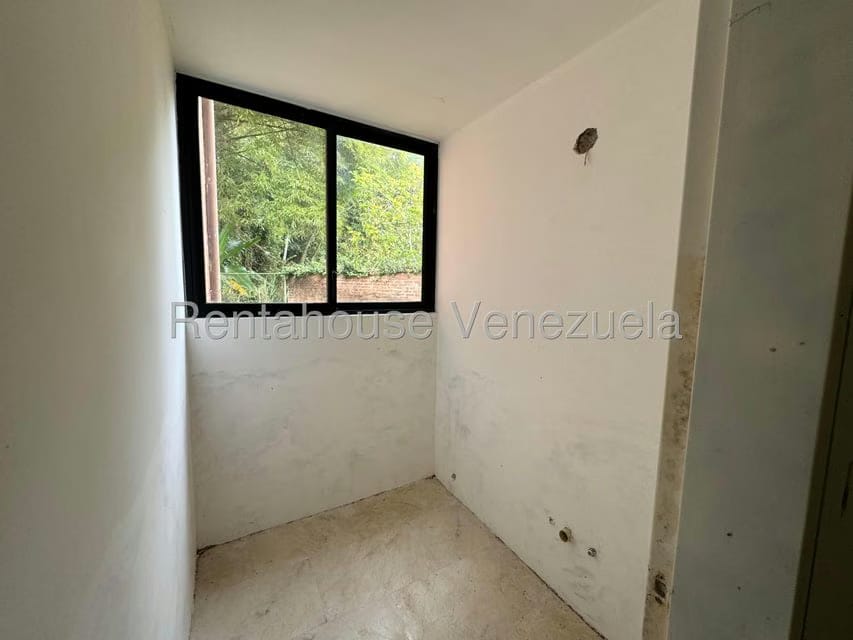 Casa (Duplex) en Venta en Oripoto, Distrito Metropolitano - 19