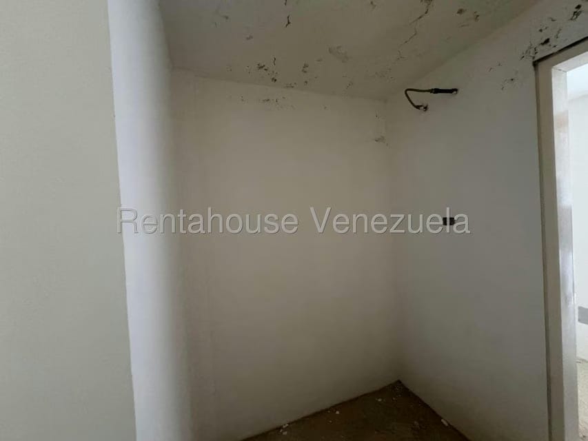 Casa (Duplex) en Venta en Oripoto, Distrito Metropolitano - 29