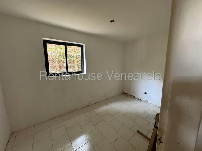 Casa (Duplex) en Venta en Oripoto, Distrito Metropolitano - 8
