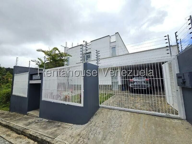 Casa (Duplex) en Venta en Alto Hatillo, Distrito Metropolitano - 15