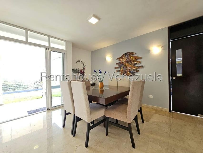 Casa (Duplex) en Venta en Alto Hatillo, Distrito Metropolitano - 5