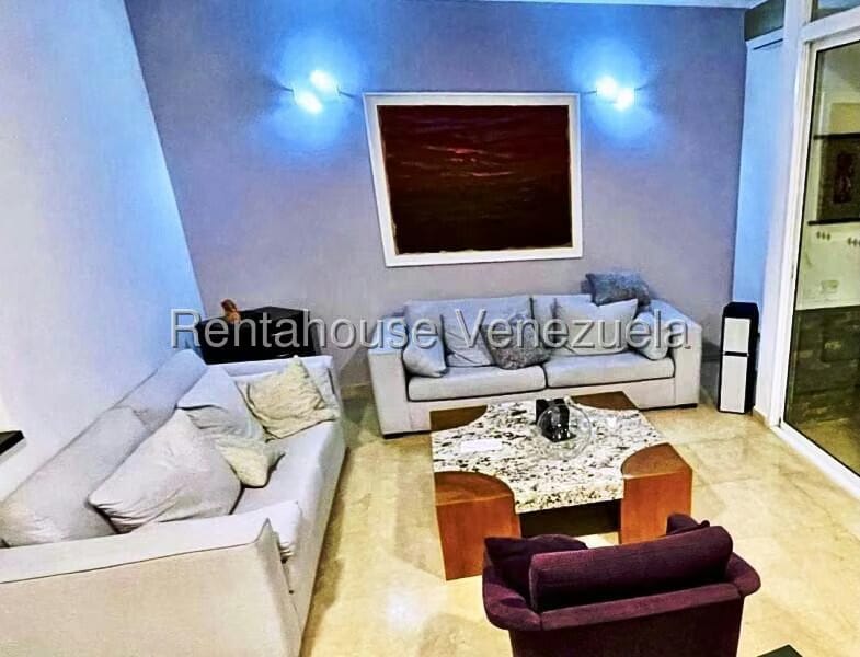 Casa (Duplex) en Venta en Alto Hatillo, Distrito Metropolitano - 6