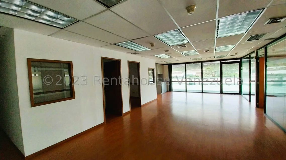 Comercial (Oficina) en Alquiler en Los Cortijos de Lourdes, Distrito Metropolitano - 21