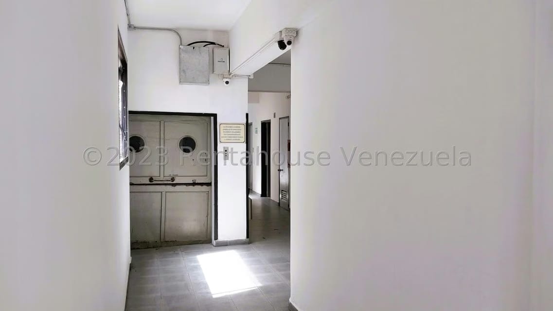 Comercial (Oficina) en Alquiler en Los Cortijos de Lourdes, Distrito Metropolitano - 30