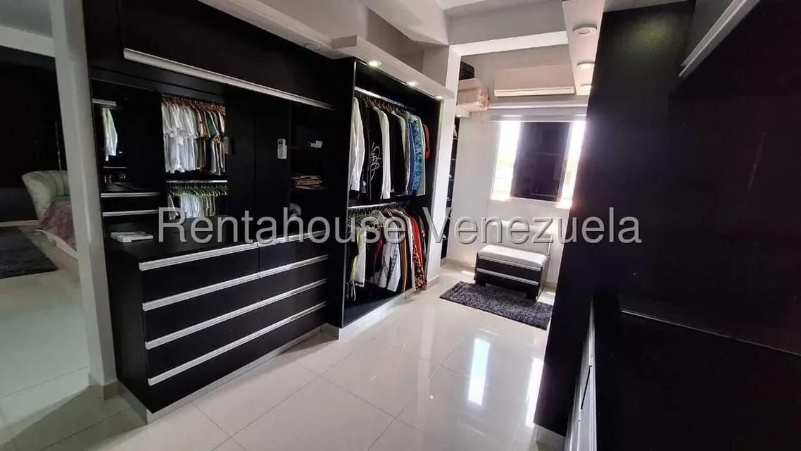 Casa (Multipes Niveles) en Venta en Los Parques, Merida - 46