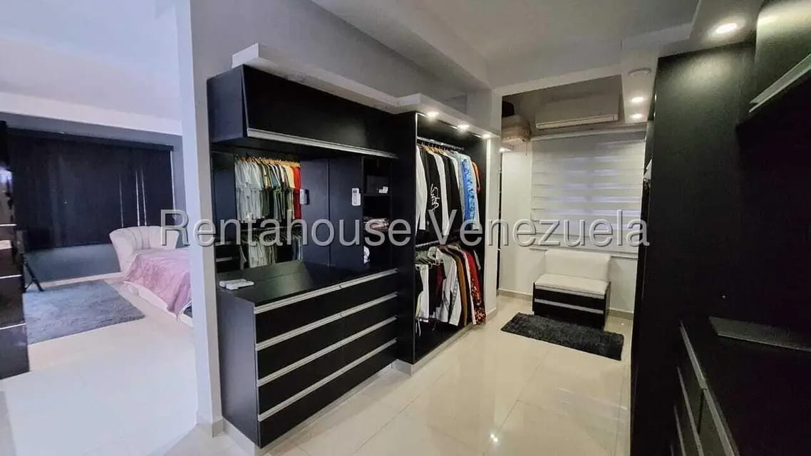 Casa (Multipes Niveles) en Venta en Los Parques, Merida - 51