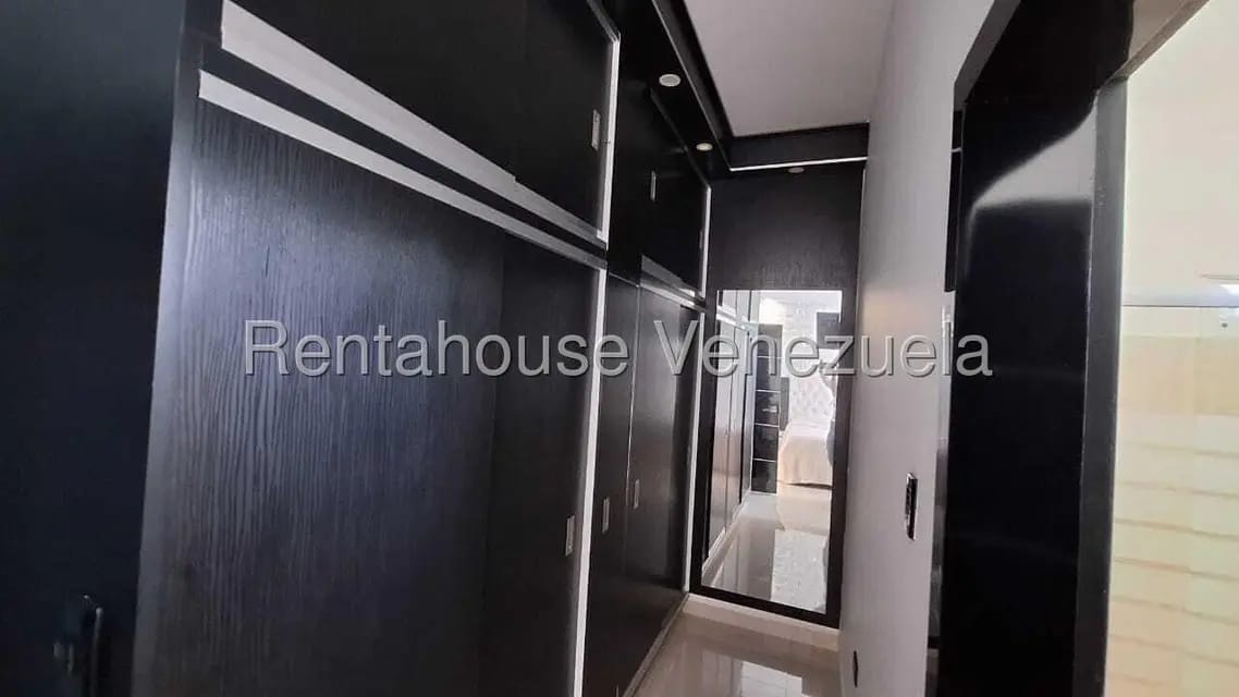Casa (Multipes Niveles) en Venta en Los Parques, Merida - 62