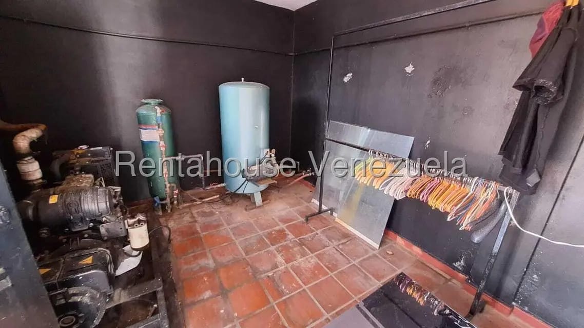 Casa (Multipes Niveles) en Venta en Los Parques, Merida - 64