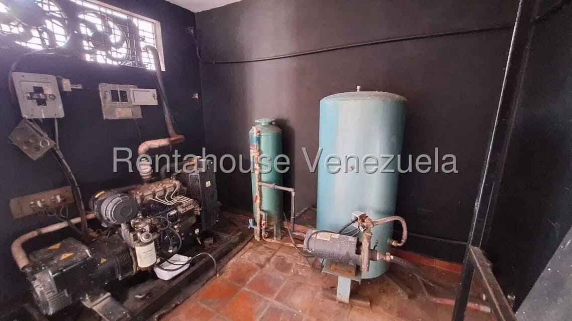 Casa (Multipes Niveles) en Venta en Los Parques, Merida - 65