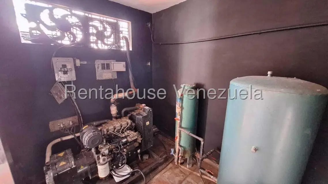 Casa (Multipes Niveles) en Venta en Los Parques, Merida - 66