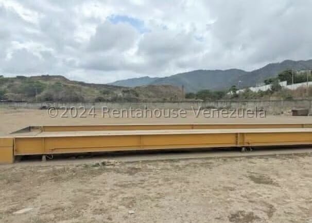 Terreno (Comercial) en Venta en La Sabana, Miranda - 4