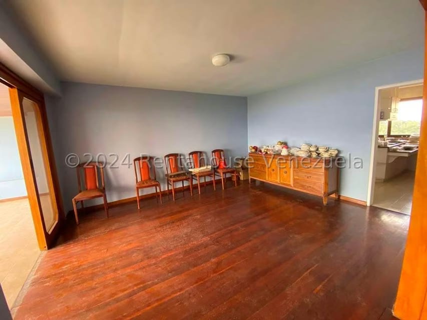 Apartamento (1 Nivel) en Venta en Los Naranjos del Cafetal, Distrito Metropolitano - 16
