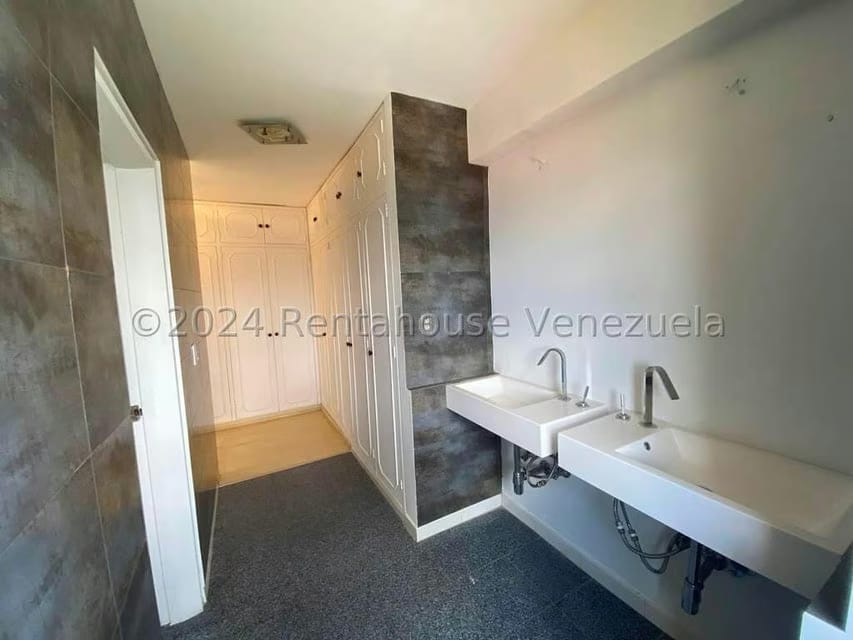 Apartamento (1 Nivel) en Venta en Los Naranjos del Cafetal, Distrito Metropolitano - 28