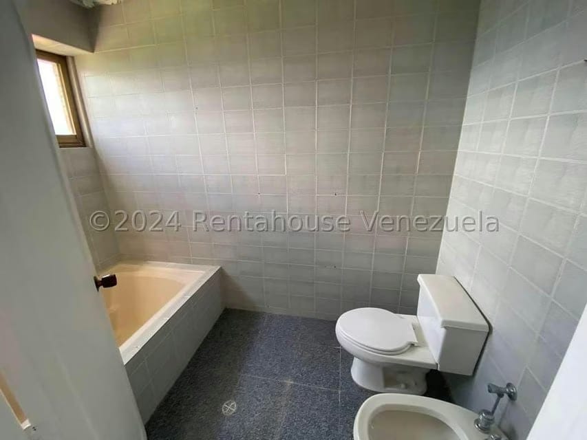 Apartamento (1 Nivel) en Venta en Los Naranjos del Cafetal, Distrito Metropolitano - 29