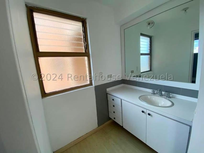 Apartamento (1 Nivel) en Venta en Los Naranjos del Cafetal, Distrito Metropolitano - 31