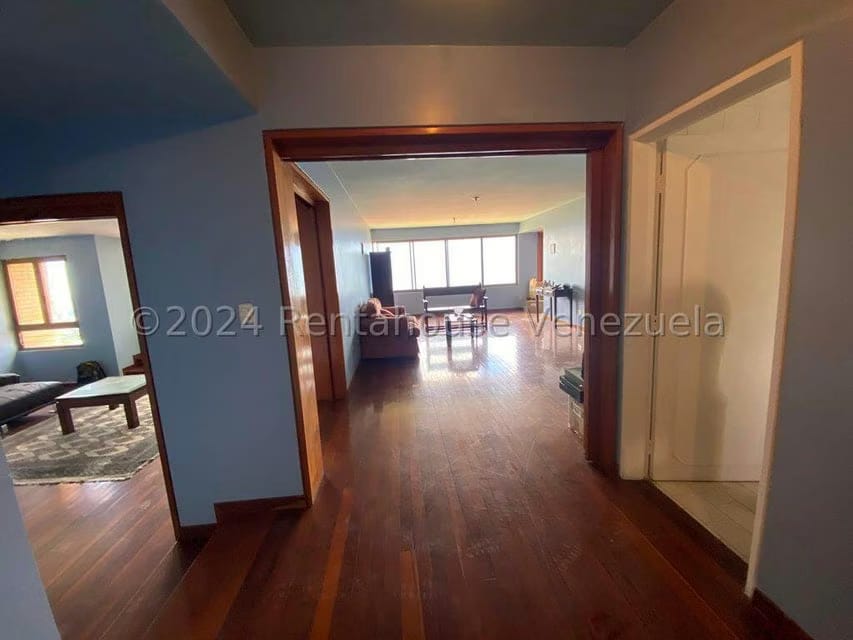 Apartamento (1 Nivel) en Venta en Los Naranjos del Cafetal, Distrito Metropolitano - 9