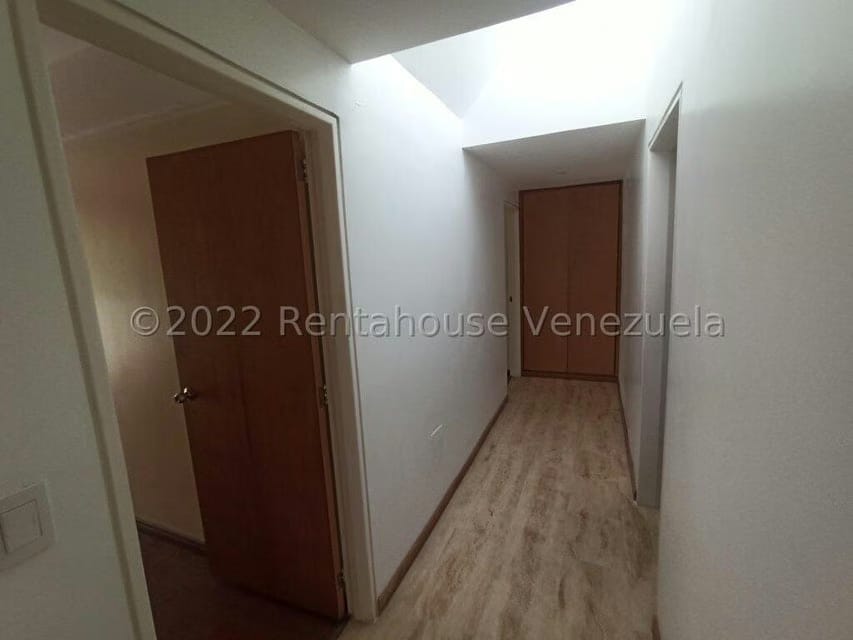 Apartamento (Penthouse) en Alquiler en Villa Nueva Hatillo, Distrito Metropolitano - 33