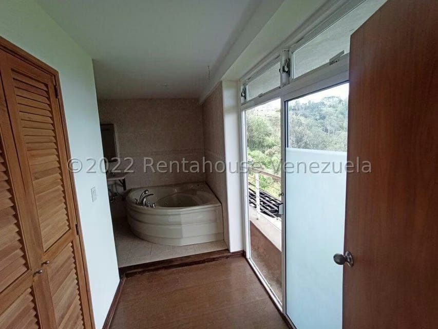 Apartamento (Penthouse) en Alquiler en Villa Nueva Hatillo, Distrito Metropolitano - 45