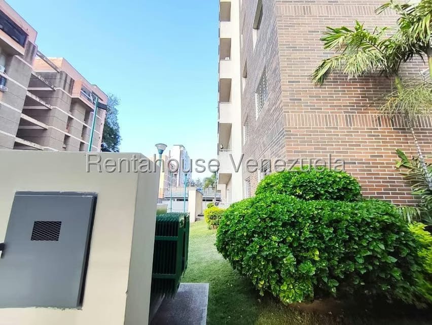 Apartamento (1 Nivel) en Venta en Parroquia Concepcion, Lara - 2