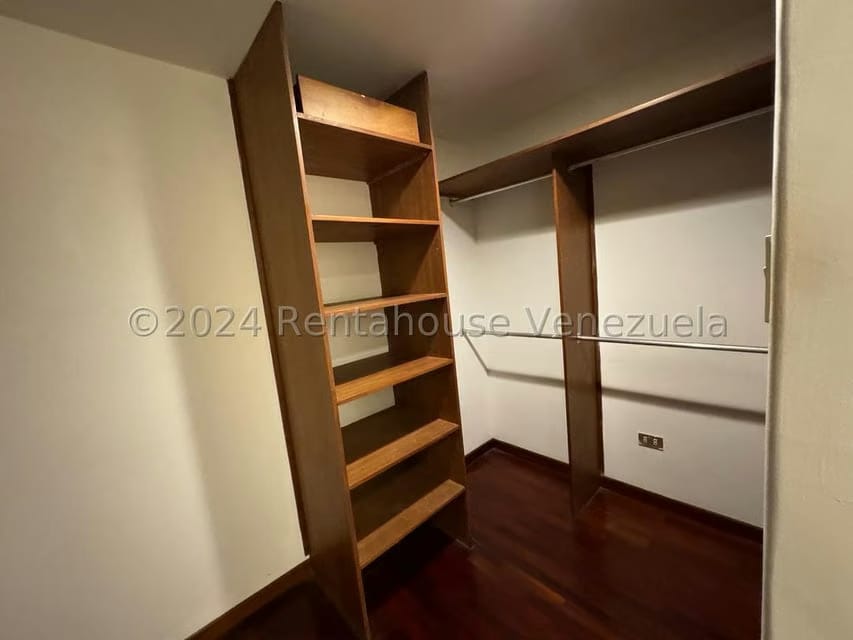 Apartamento (1 Nivel) en Venta en Los Naranjos del Cafetal, Distrito Metropolitano - 19