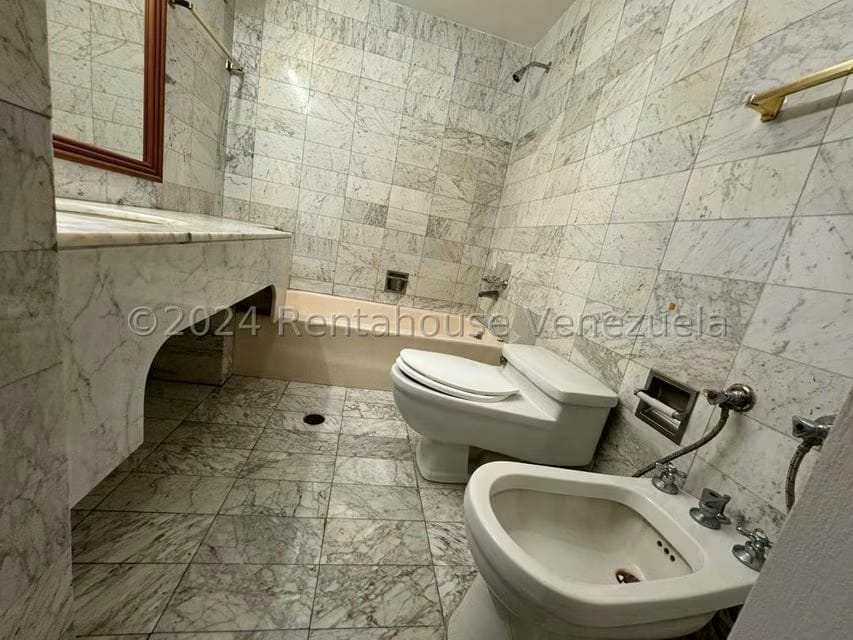Apartamento (1 Nivel) en Venta en Los Naranjos del Cafetal, Distrito Metropolitano - 20