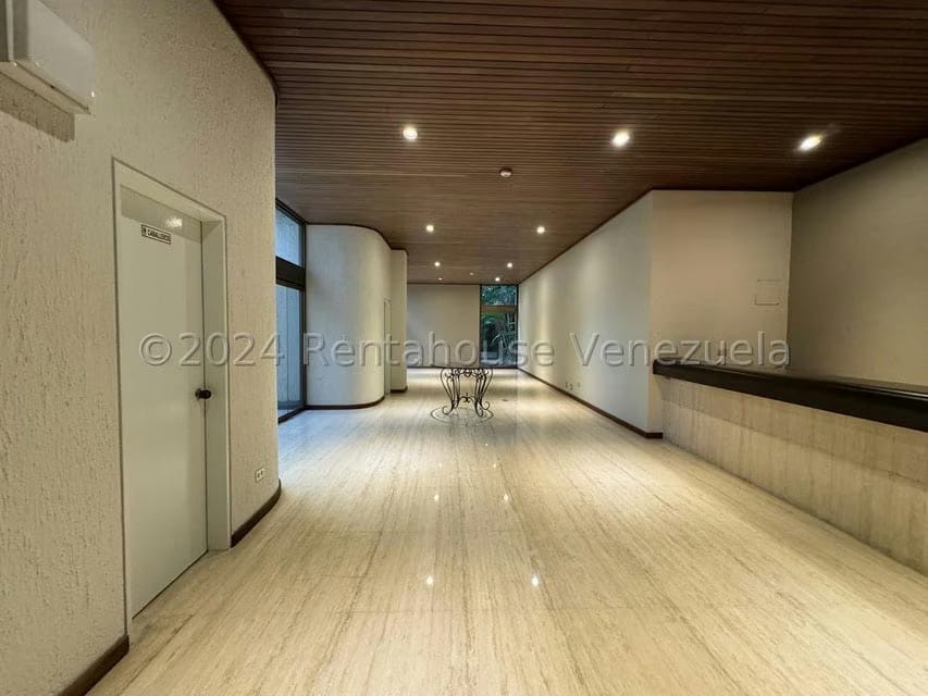 Apartamento (1 Nivel) en Venta en Los Naranjos del Cafetal, Distrito Metropolitano - 3