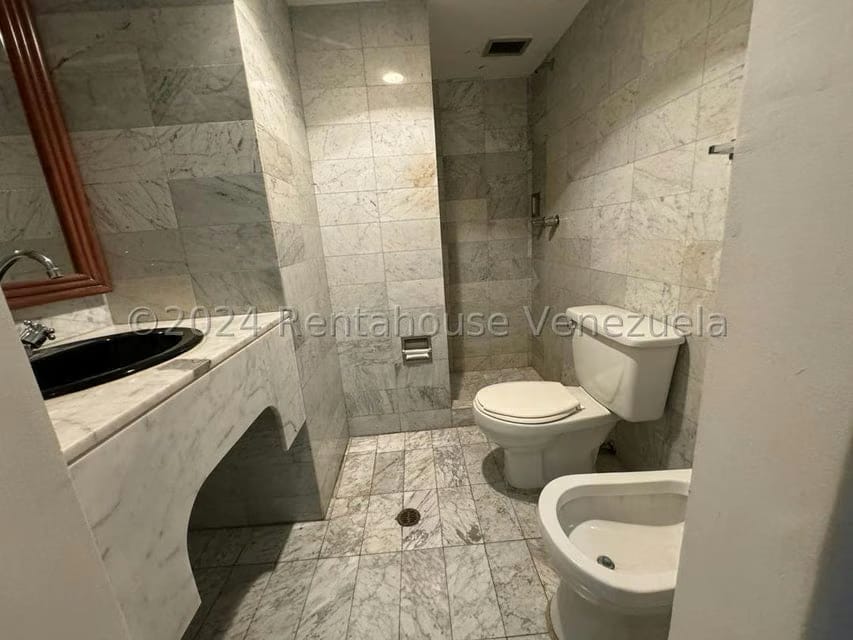 Apartamento (1 Nivel) en Venta en Los Naranjos del Cafetal, Distrito Metropolitano - 28