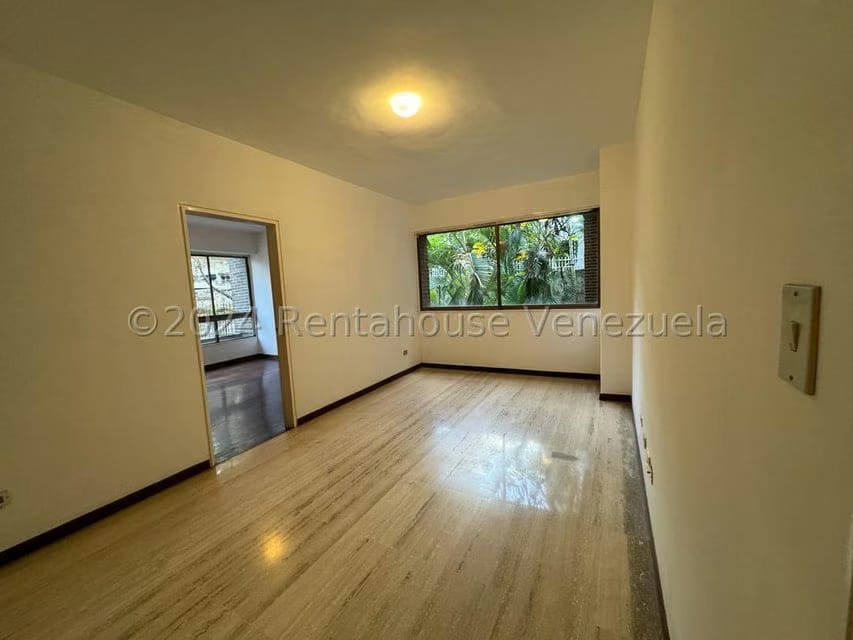 Apartamento (1 Nivel) en Venta en Los Naranjos del Cafetal, Distrito Metropolitano - 9