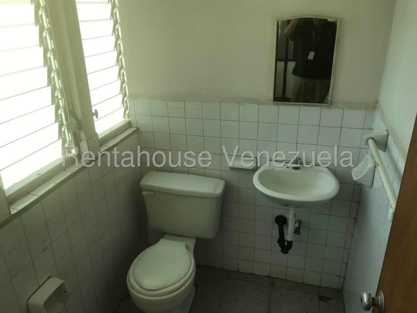 Comercial (Oficina) en Alquiler en Avenida Bella Vista, Zulia - 18