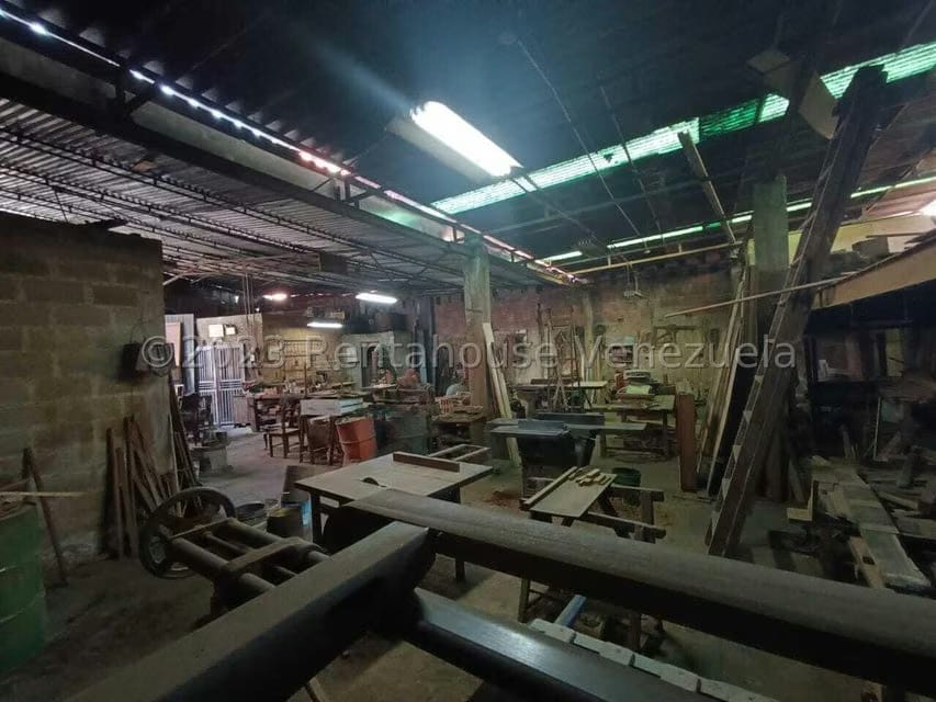 Terreno (Comercial) en Venta en La Llanada, Miranda - 14