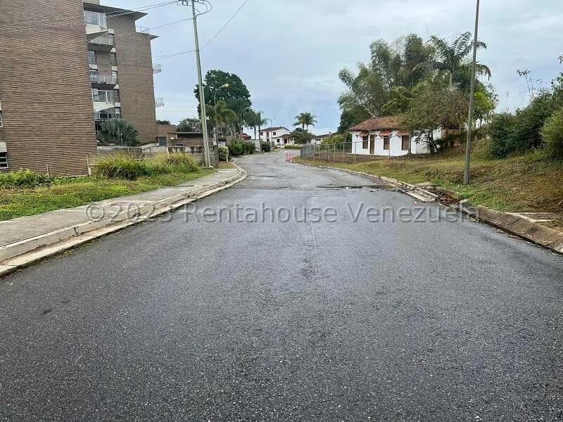 Terreno (Residencial) en Venta en Alto Hatillo, Distrito Metropolitano - 2